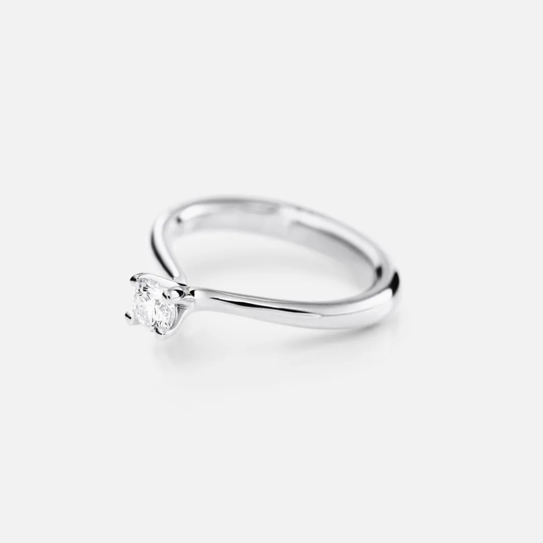 Ole Lynggaard Ringe | Classic Solitaire Ring