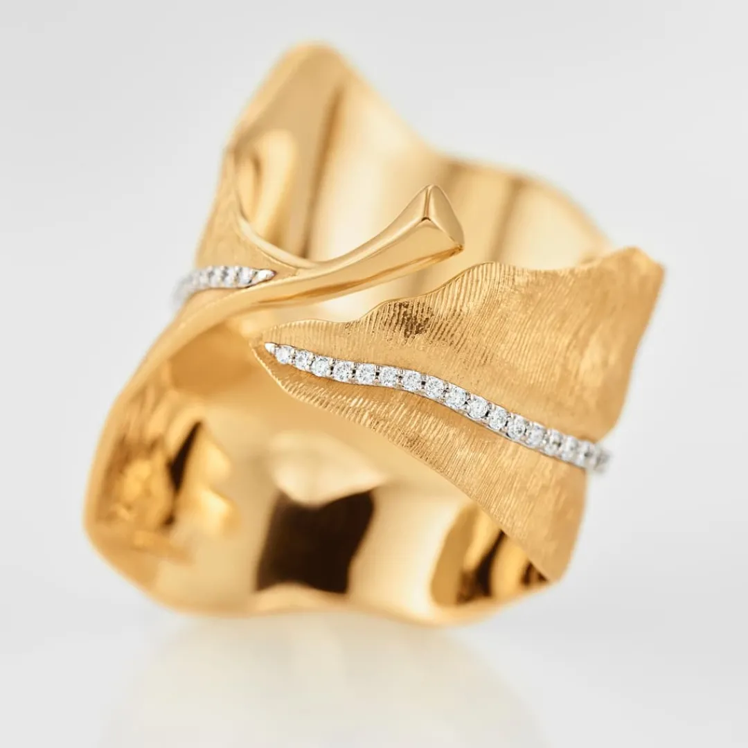 Ole Lynggaard Ringe | Leaves Ring gross pavé