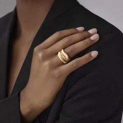 Ole Lynggaard Ringe | Leaves Ring medium pavé